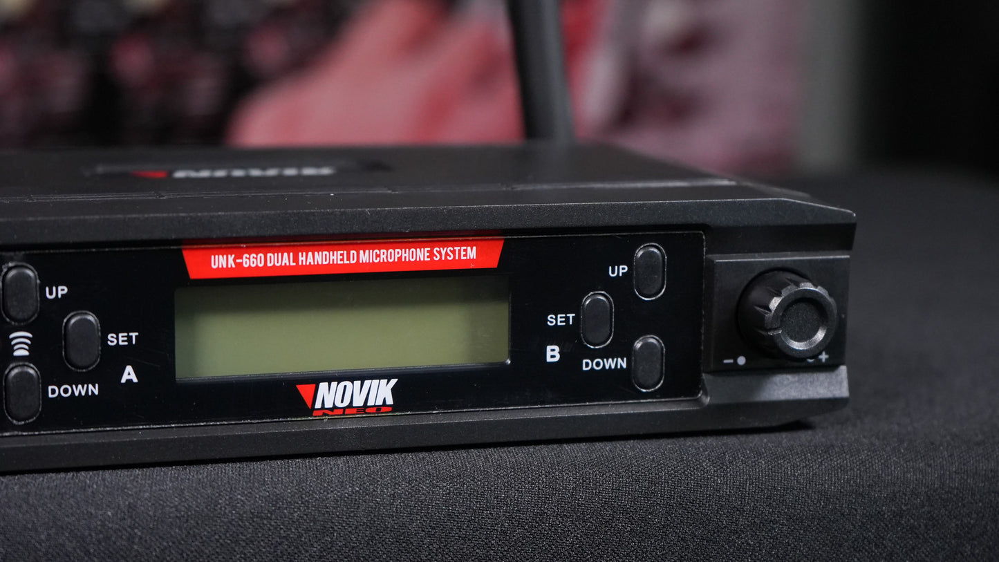 Novik Neo Dual Handheld Wireless Microphones UNK-660