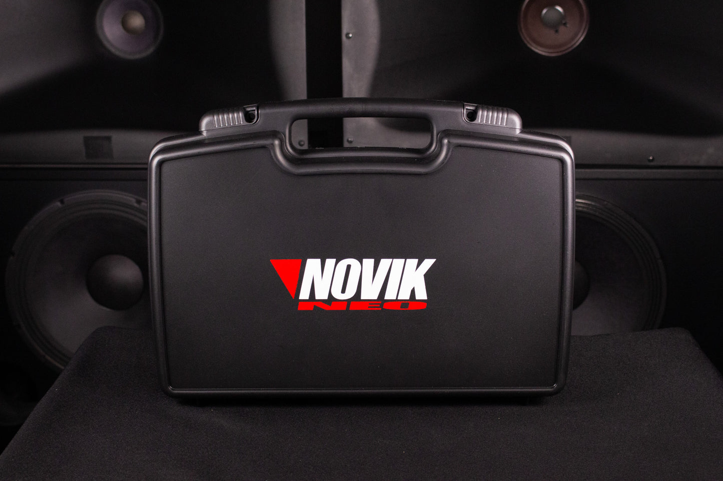 Novik Neo Dual Handheld Wireless Microphones UNK-660