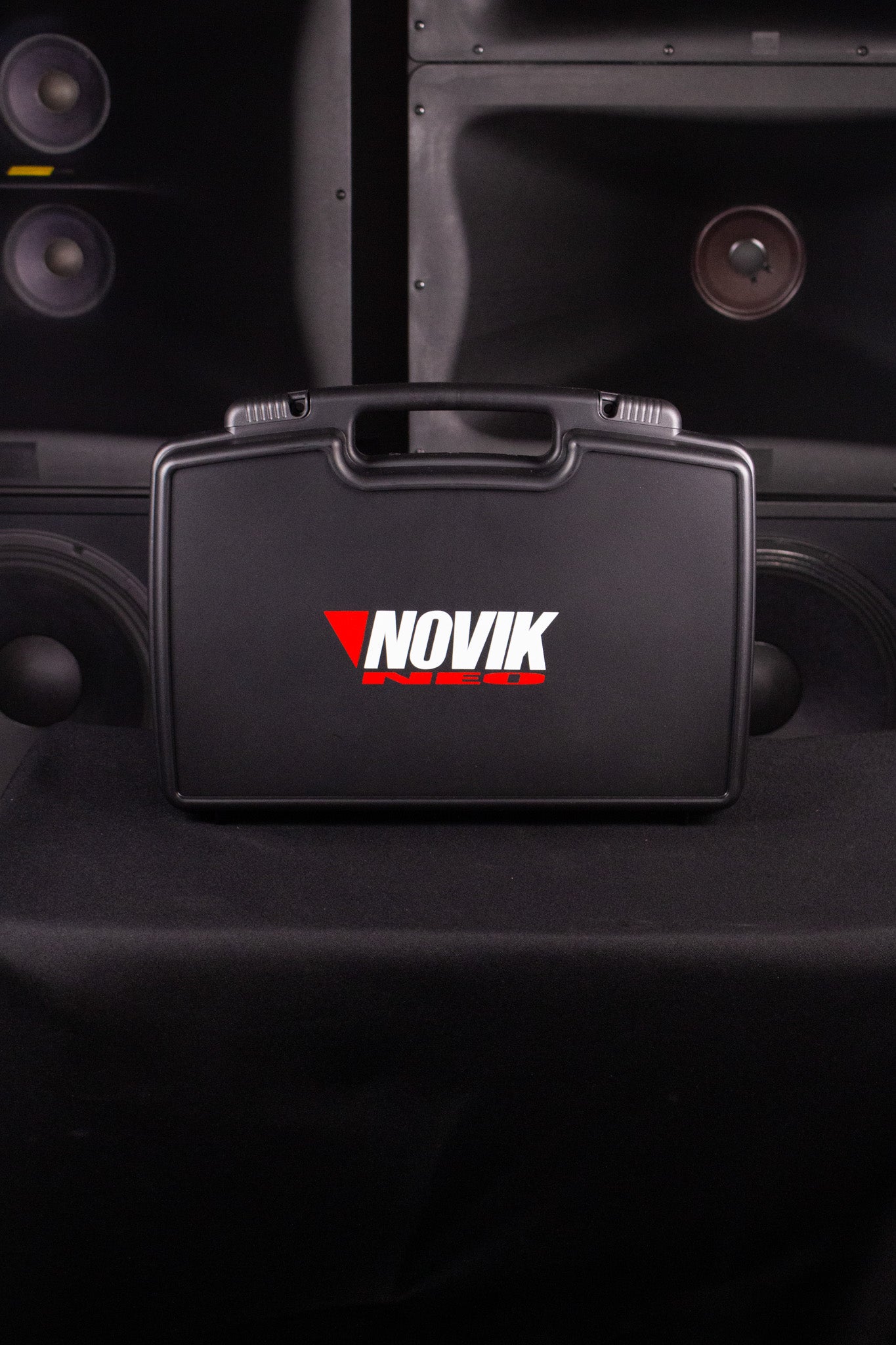 Novik Neo Dual Handheld Wireless Microphones UNK-660
