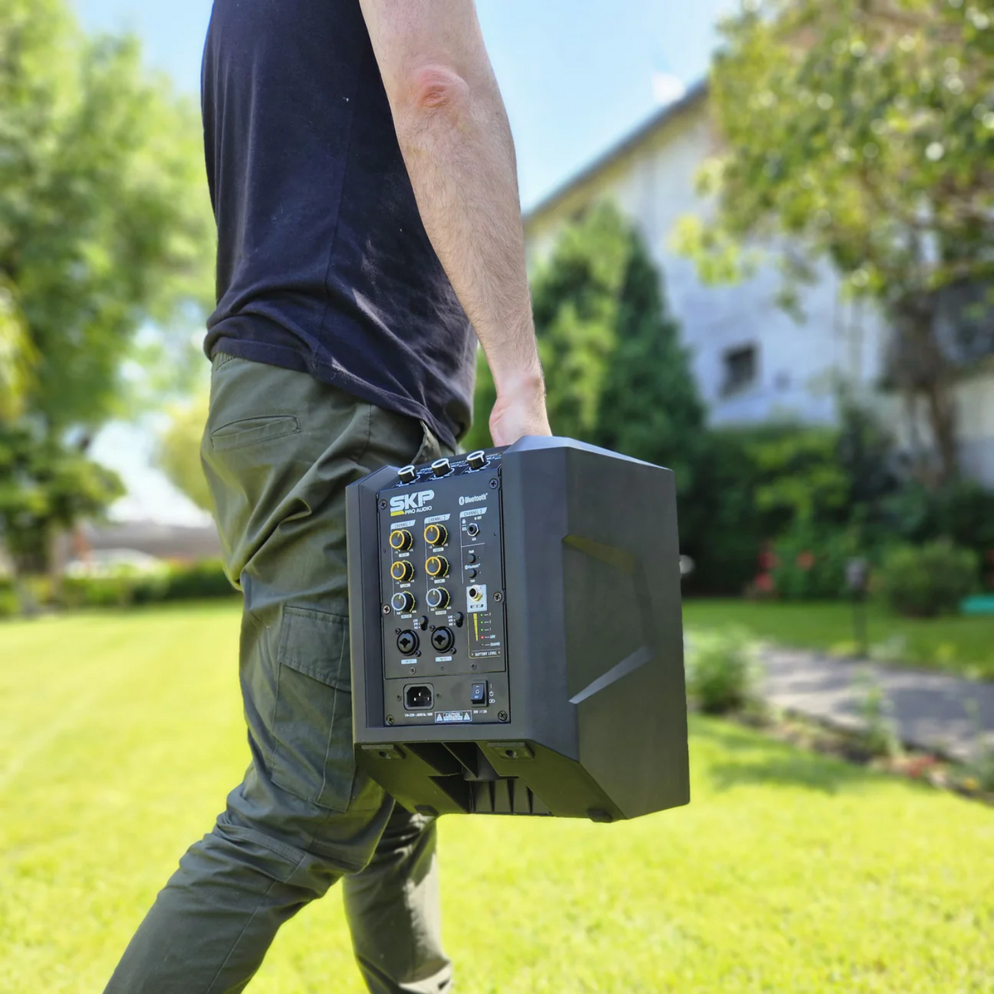 SKP Professional Portable Active Loudspeaker Q1-PRO